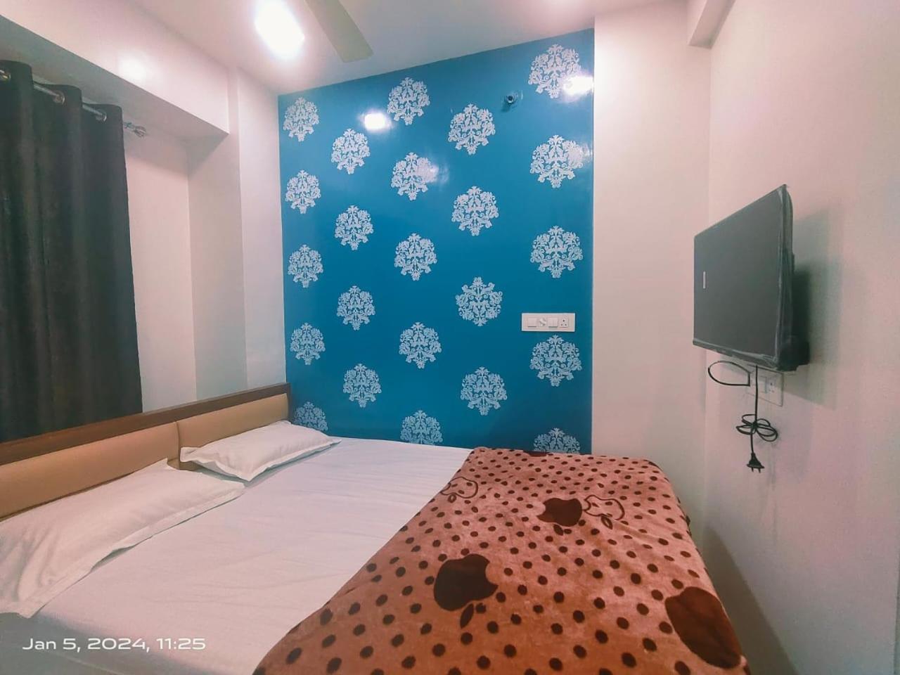 Amrit Guest house